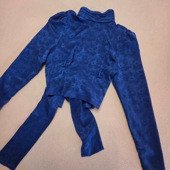 L'Academie Tops - L'Academie The Suzanne Top in Navy Sz Small Open-Back Jacquard Blouse